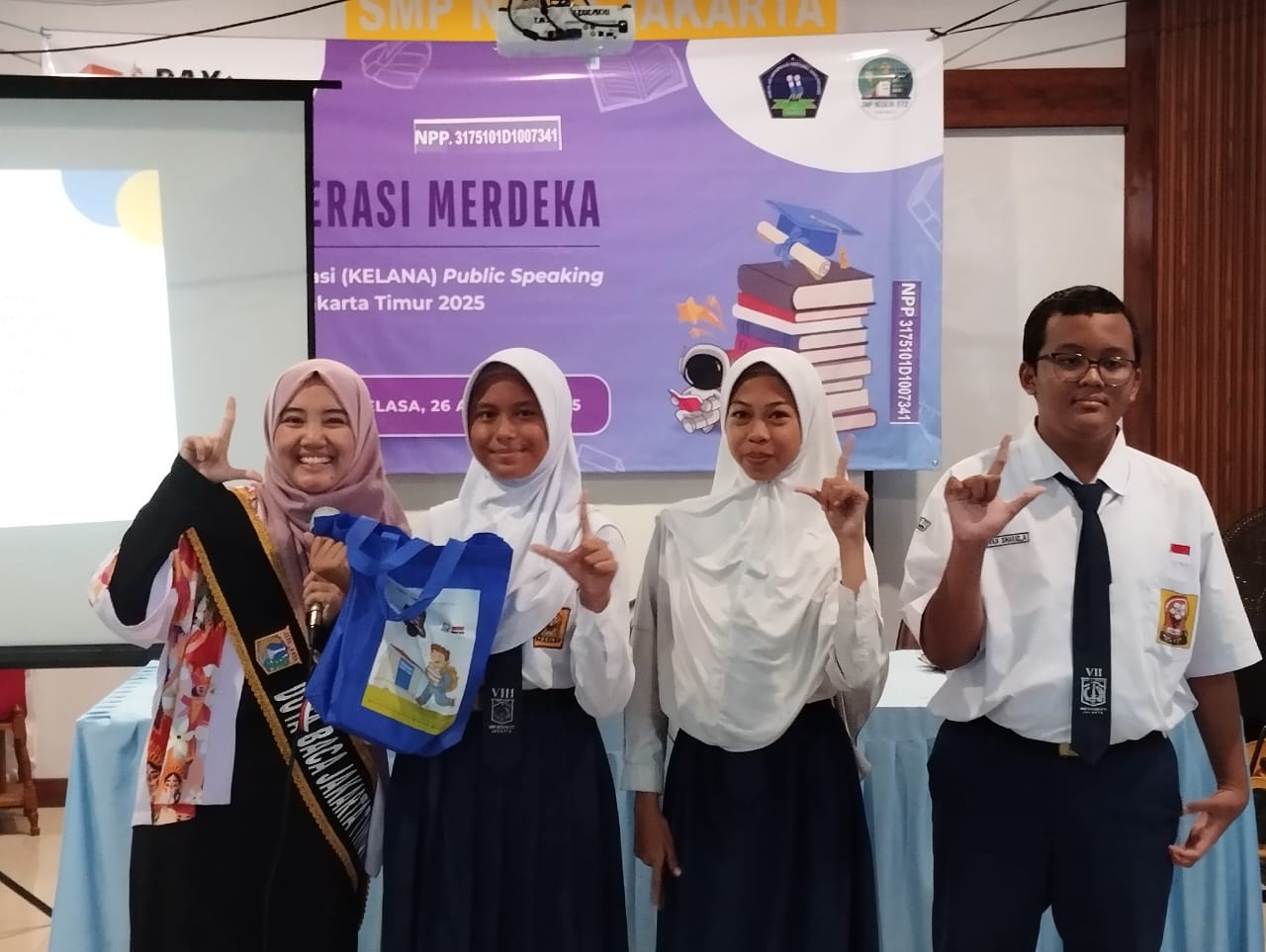 KELANA : Kelas Literasi Dan Narasi Di SMP Negeri 272 Jakarta Bersama Duta Baca Jakarta Timur